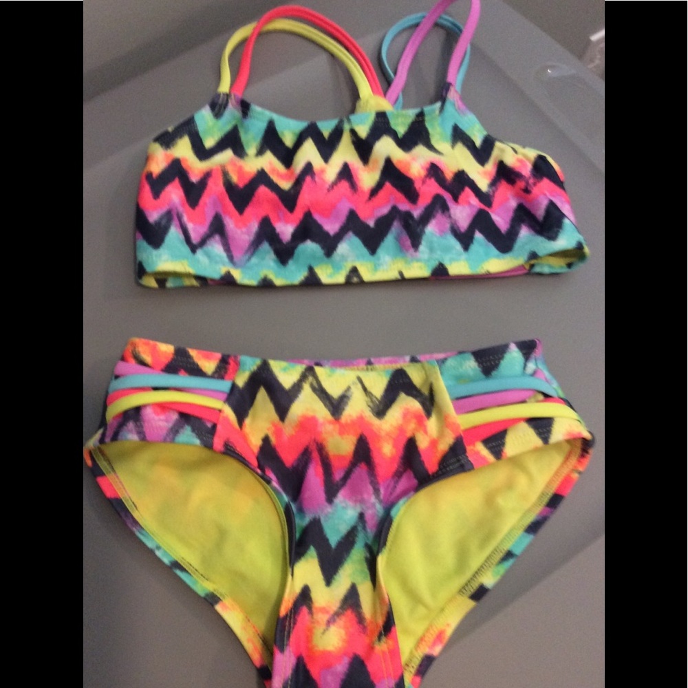 Art Class Cute Bathing Suit New!